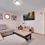 Big Bass Lake 4Br Poconos Home - Game Room - Pool